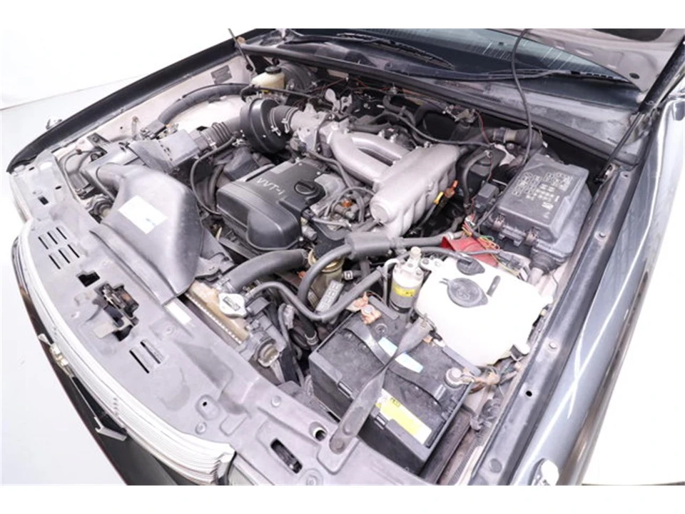 1999 Toyota Crown 10th Gen - Image 26 of 31