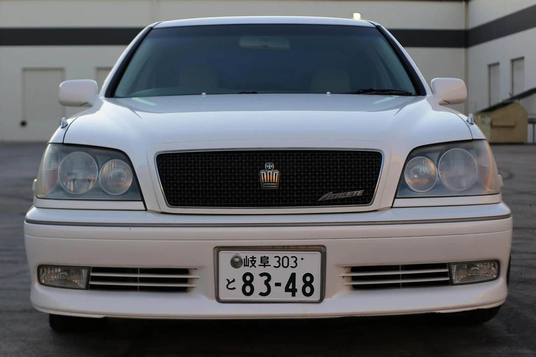1999 Toyota Crown 11th Gen - Image 2 of 21