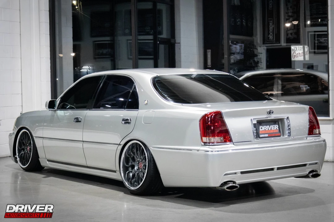 1999 Toyota Crown 10th Gen - Image 2 of 21