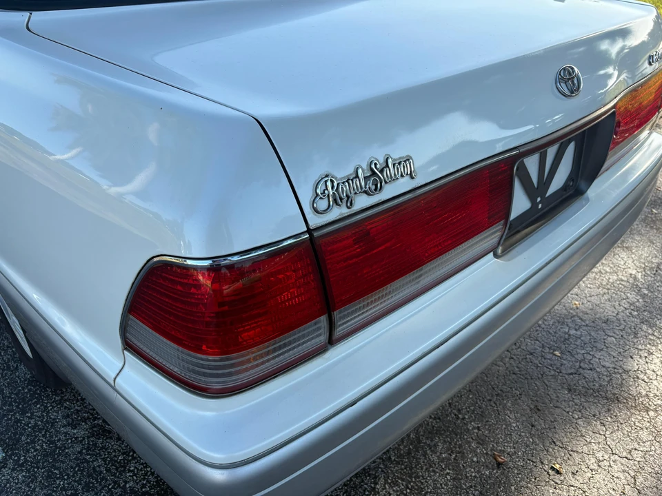 1999 Toyota Crown 10th Gen - Image 27 of 31