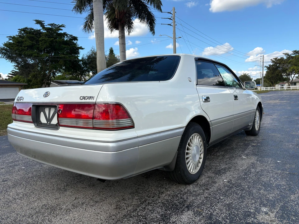 1999 Toyota Crown 10th Gen - Image 12 of 31