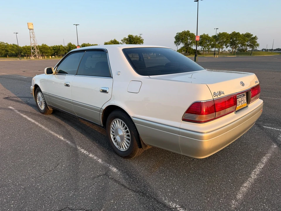 1999 Toyota Crown 10th Gen - Image 11 of 31