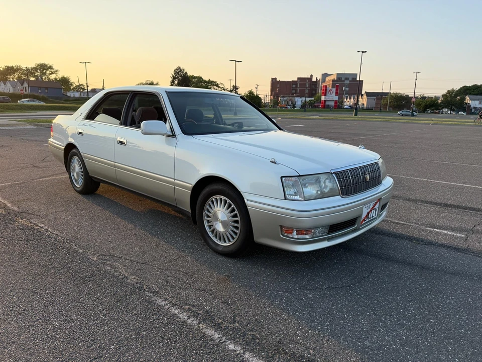 1999 Toyota Crown 10th Gen - Image 14 of 31