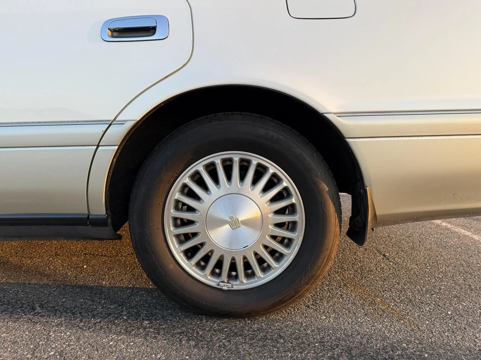 1999 Toyota Crown 10th Gen - Image 29 of 31