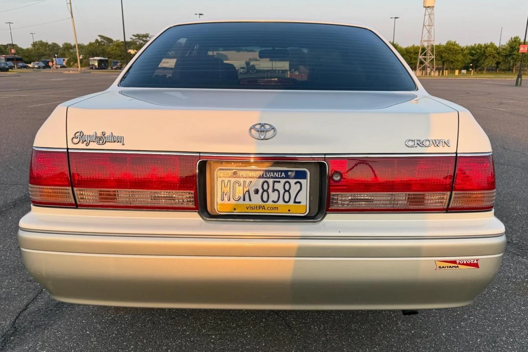 1999 Toyota Crown 10th Gen - Image 5 of 31
