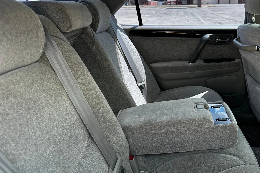 1999 Toyota Crown 10th Gen - Image 26 of 31