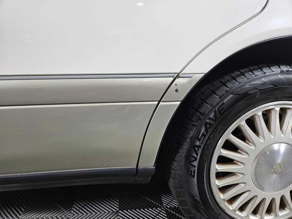 1999 Toyota Crown 10th Gen - Image 17 of 31