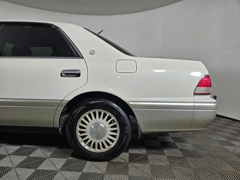 1999 Toyota Crown 10th Gen - Image 22 of 31