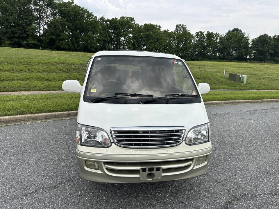 1999 Toyota HiAce 4th Gen - Image 20 of 31