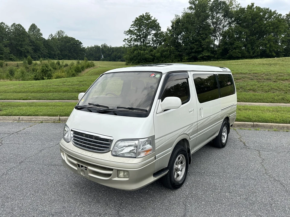 1999 Toyota HiAce 4th Gen - Image 5 of 31