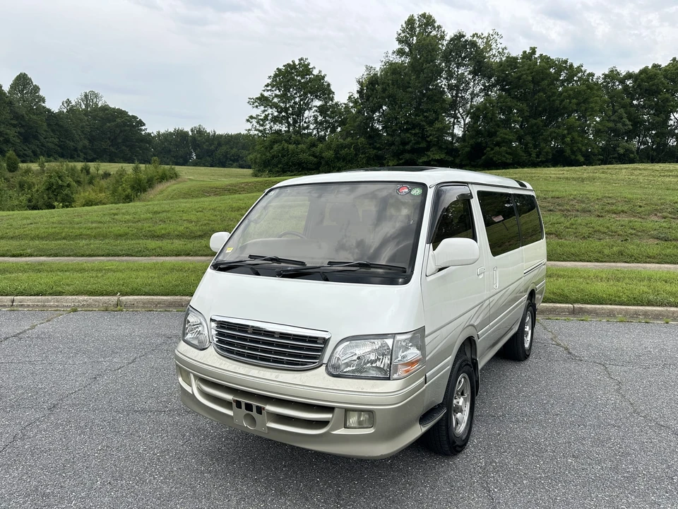 1999 Toyota HiAce 4th Gen - Image 6 of 31