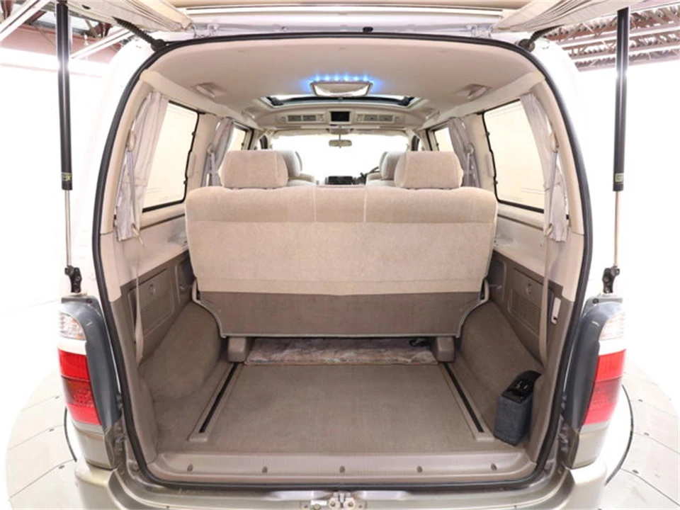 1999 Toyota HiAce 4th Gen - Image 28 of 31