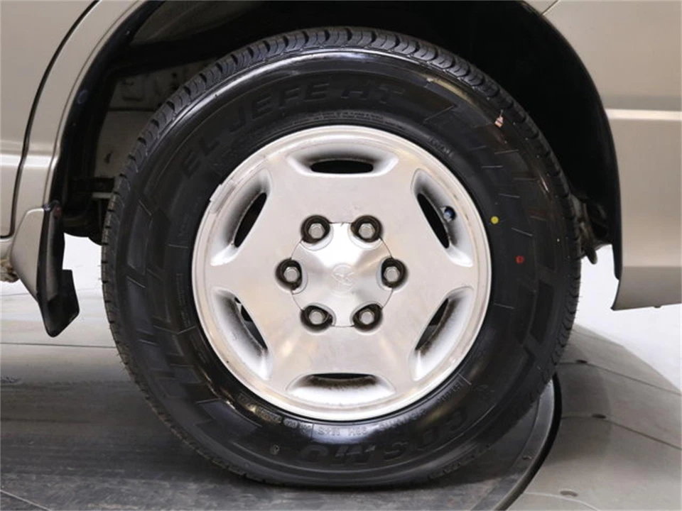 1999 Toyota HiAce 4th Gen - Image 30 of 31