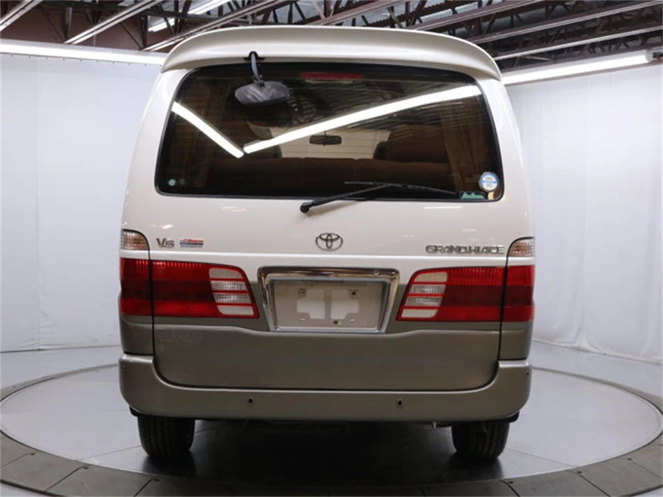 1999 Toyota HiAce 4th Gen - Image 6 of 31