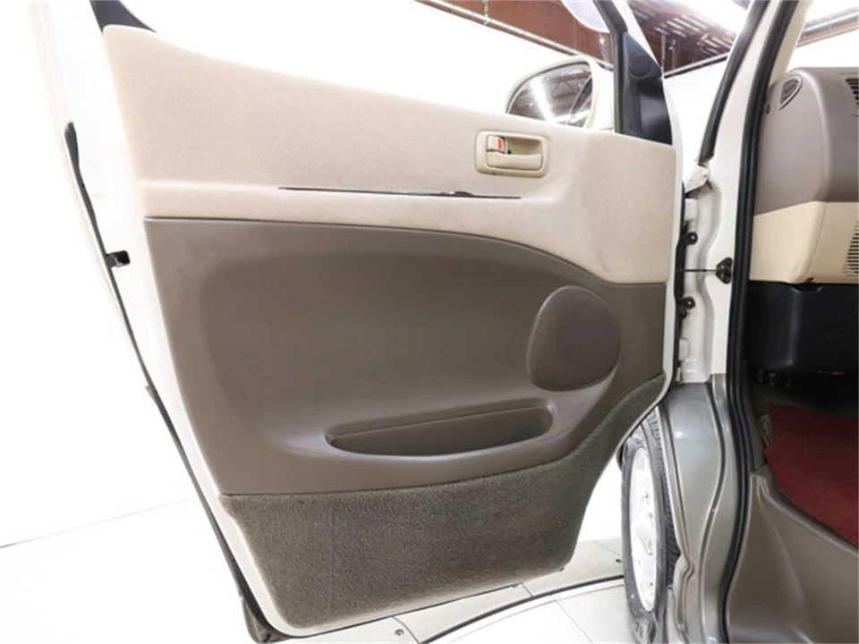 1999 Toyota HiAce 4th Gen - Image 22 of 31