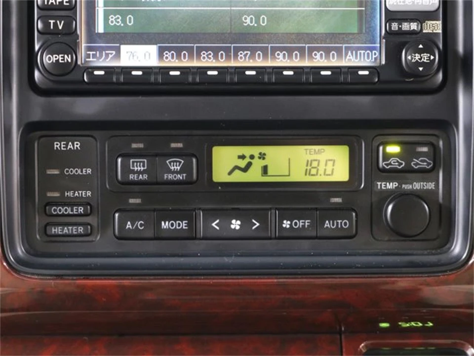 1999 Toyota HiAce 4th Gen - Image 13 of 31