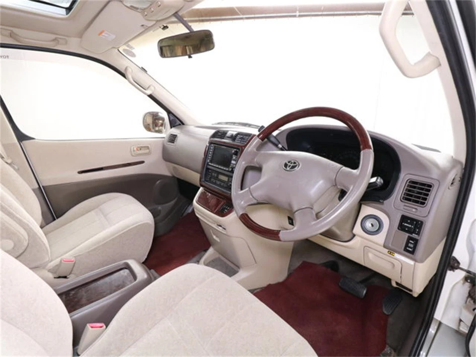 1999 Toyota HiAce 4th Gen - Image 9 of 31