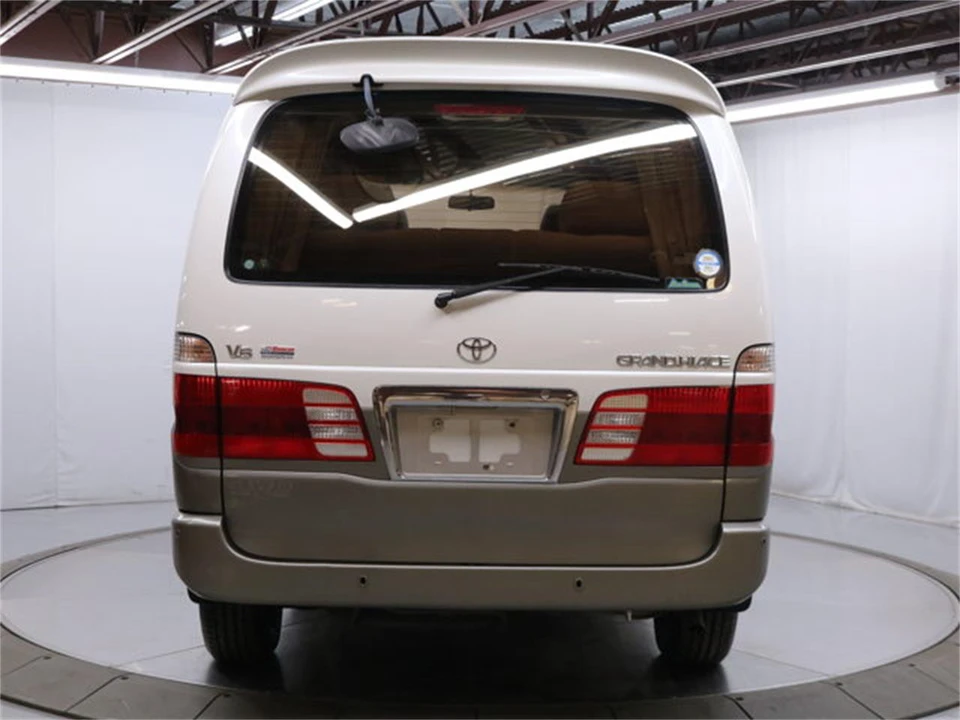 1999 Toyota HiAce 4th Gen - Image 6 of 31
