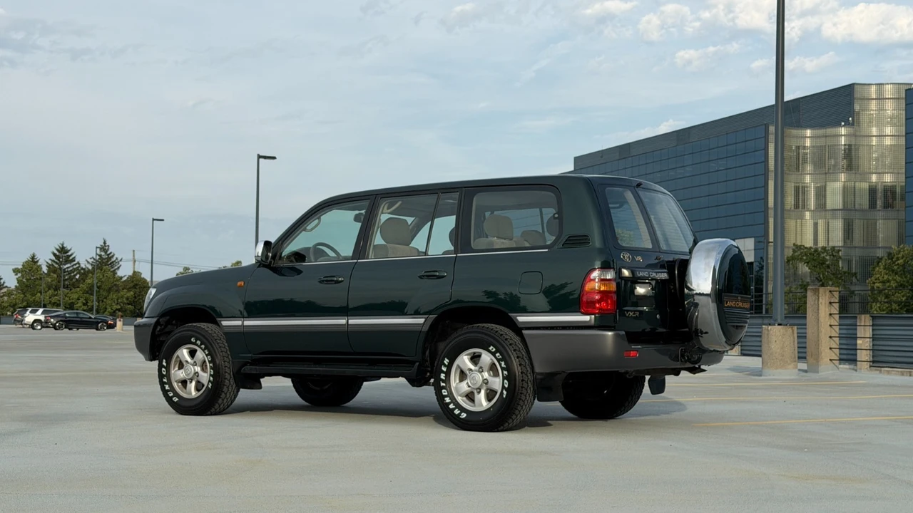 1999 Toyota J100 Land Cruiser - Image 5 of 31