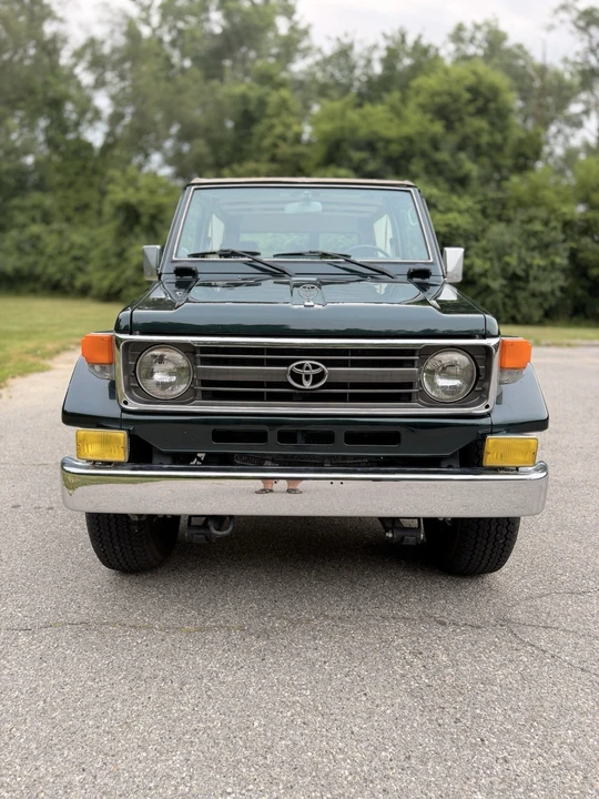 1999 Toyota J100 Land Cruiser - Image 2 of 31