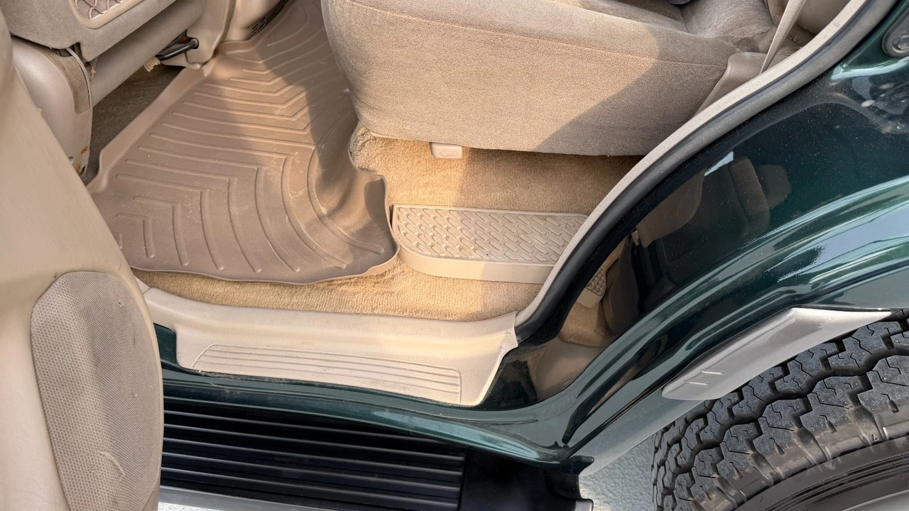 1999 Toyota J100 Land Cruiser - Image 26 of 31