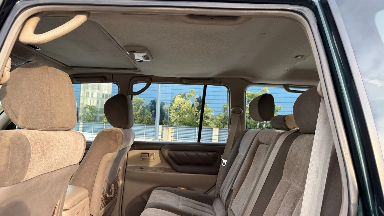 1999 Toyota J100 Land Cruiser - Image 23 of 31