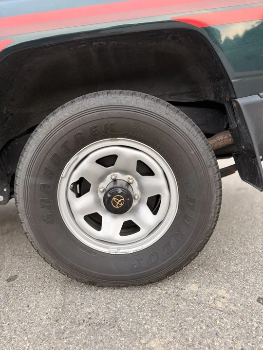1999 Toyota J100 Land Cruiser - Image 12 of 31