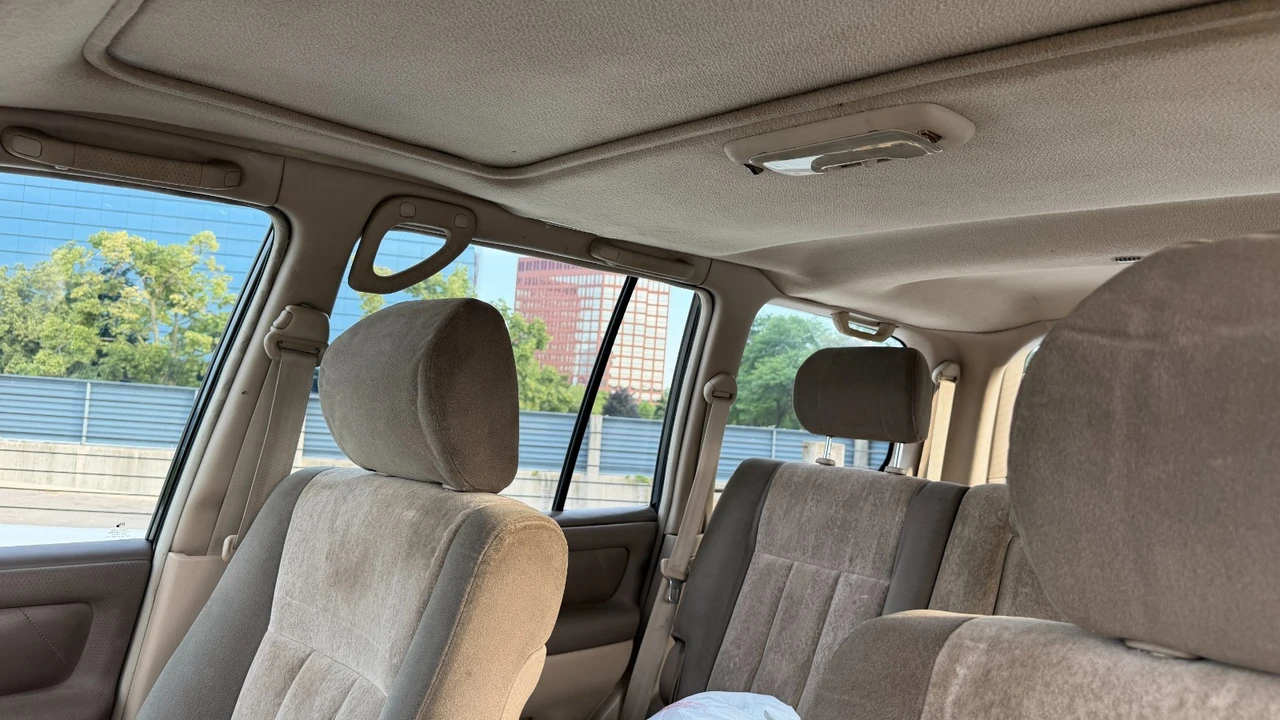 1999 Toyota J100 Land Cruiser - Image 22 of 31