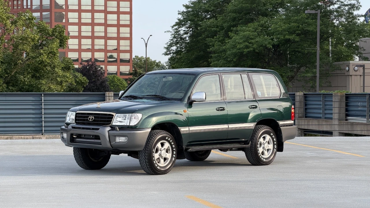 1999 Toyota J100 Land Cruiser - Image 3 of 31