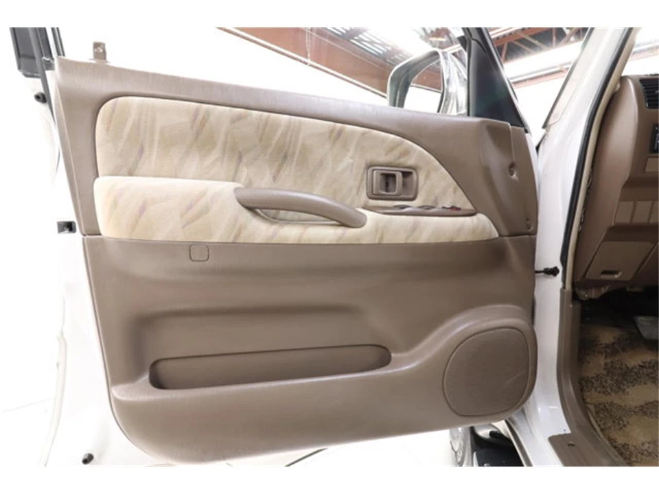 1999 Toyota J100 Land Cruiser - Image 23 of 31