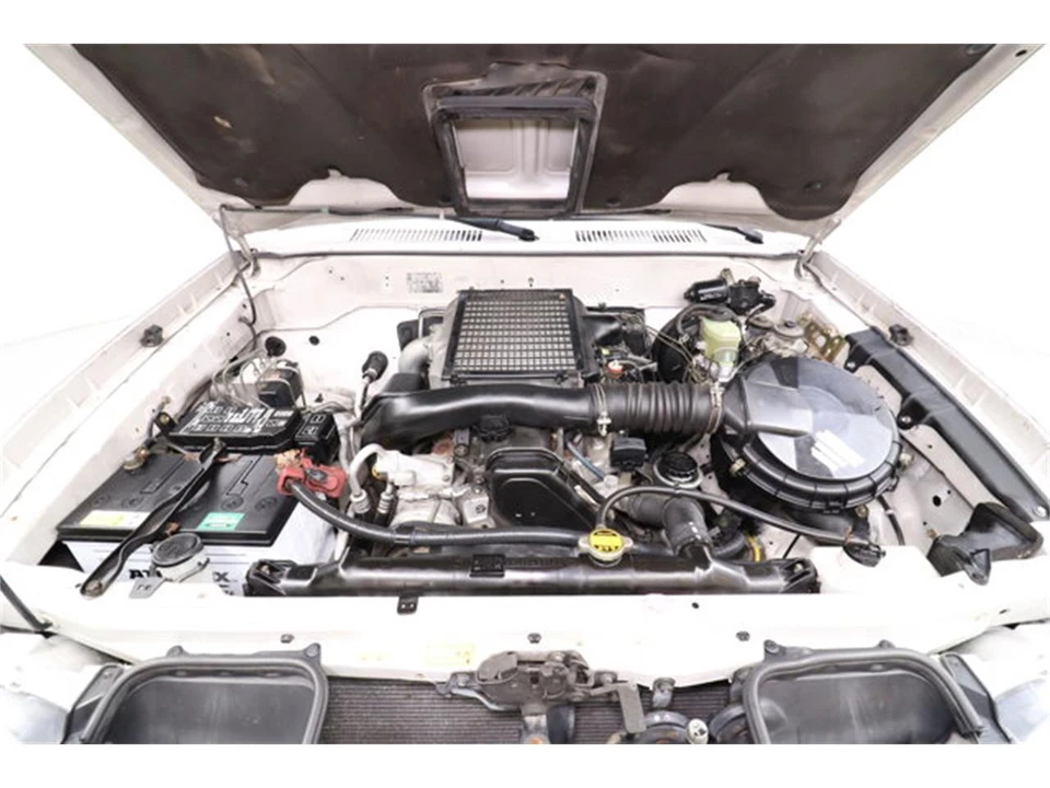 1999 Toyota J100 Land Cruiser - Image 28 of 31