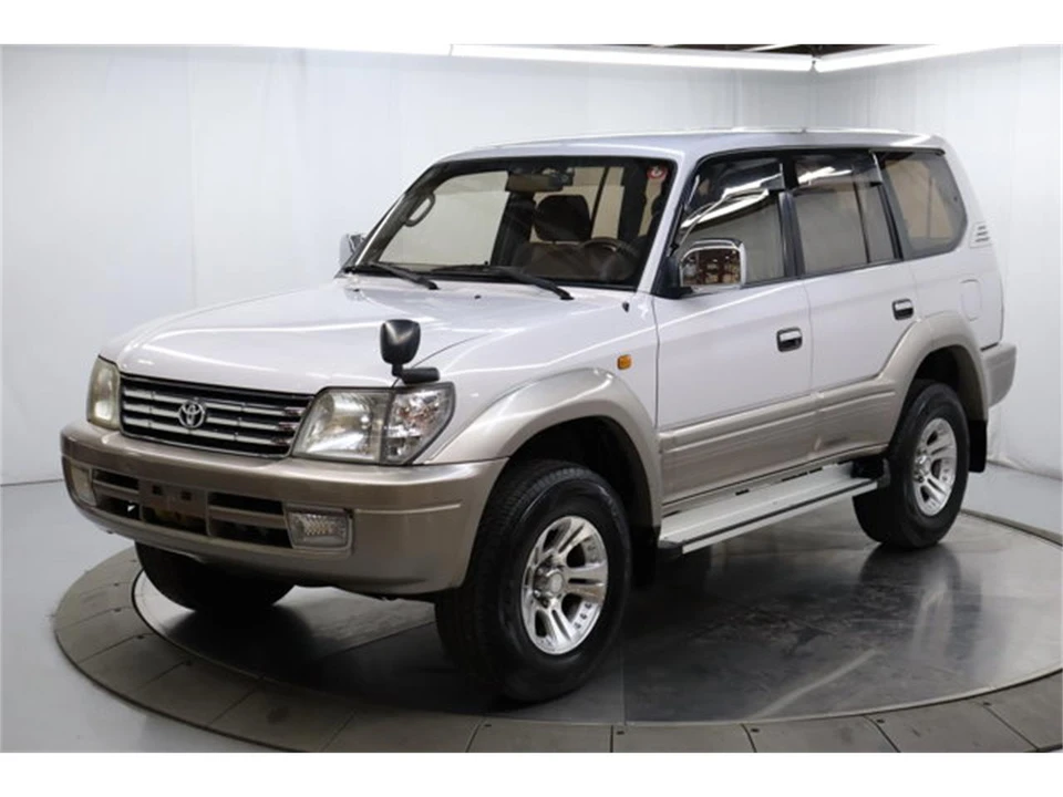 1999 Toyota J100 Land Cruiser - Image 2 of 31