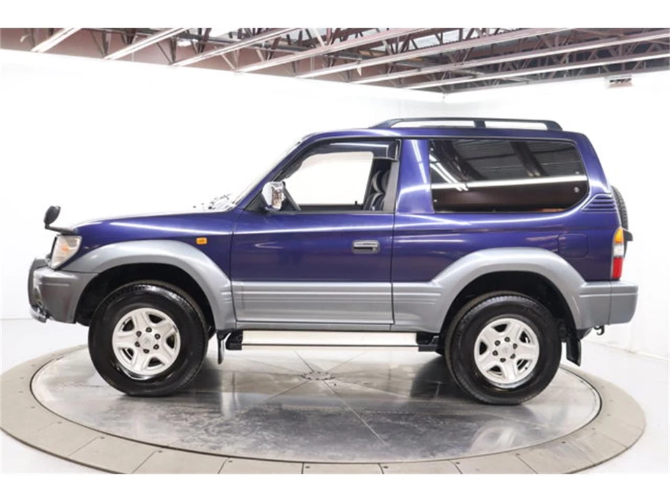 1999 Toyota J100 Land Cruiser - Image 4 of 31