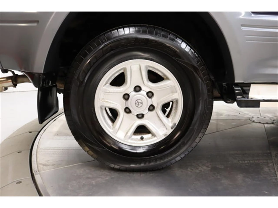 1999 Toyota J100 Land Cruiser - Image 29 of 31