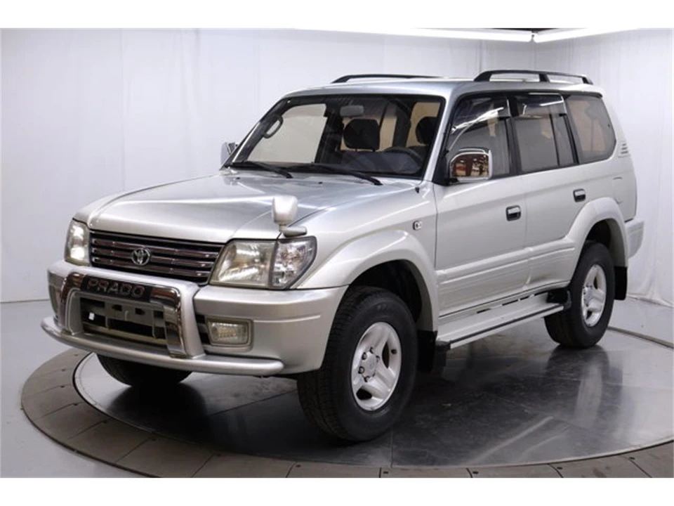 1999 Toyota J100 Land Cruiser - Image 2 of 31