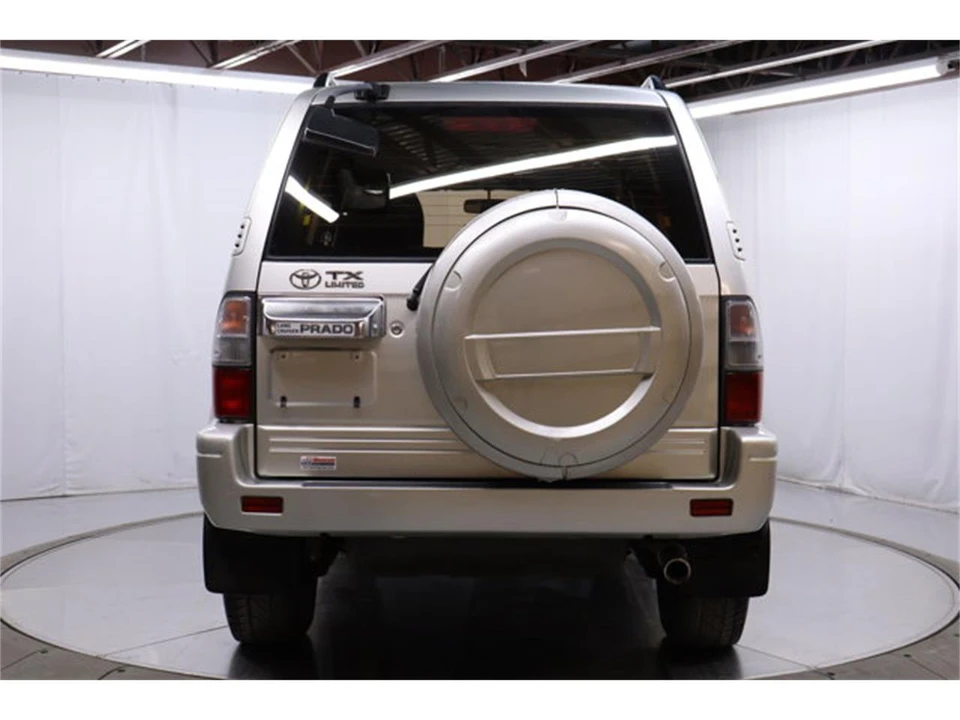 1999 Toyota J100 Land Cruiser - Image 6 of 31