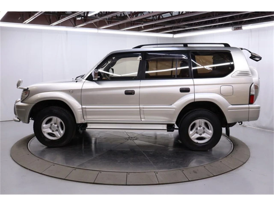 1999 Toyota J100 Land Cruiser - Image 4 of 31