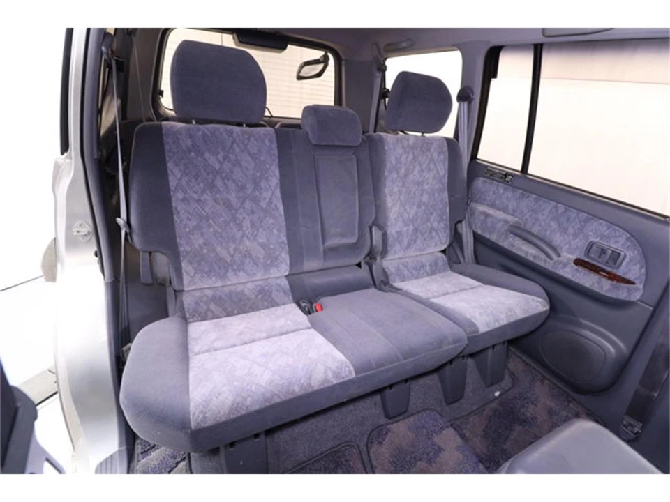 1999 Toyota J100 Land Cruiser - Image 19 of 31