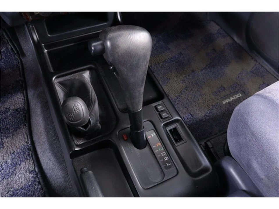 1999 Toyota J100 Land Cruiser - Image 14 of 31
