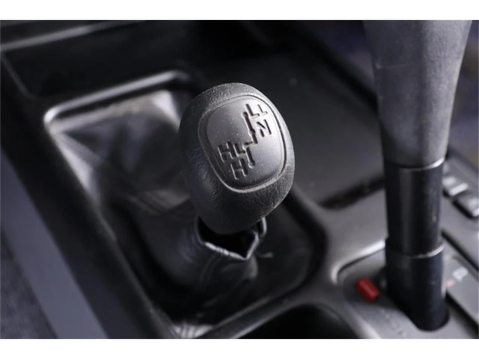 1999 Toyota J100 Land Cruiser - Image 15 of 31