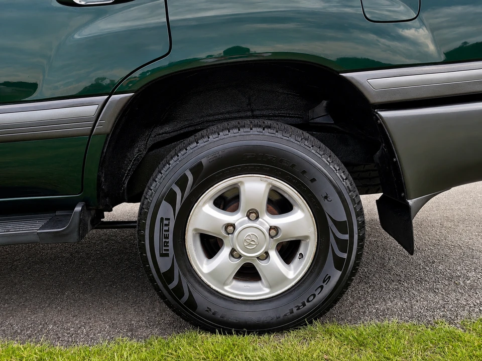 1999 Toyota J100 Land Cruiser - Image 20 of 30