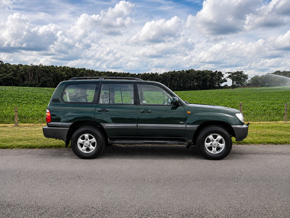 1999 Toyota J100 Land Cruiser - Image 18 of 30