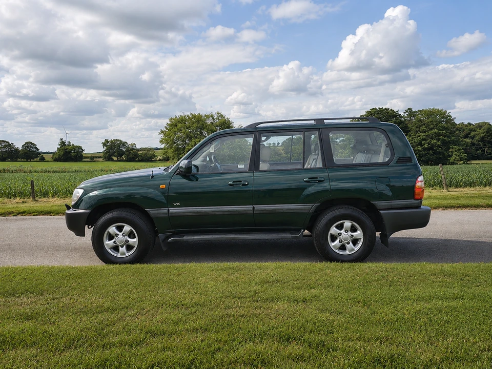 1999 Toyota J100 Land Cruiser - Image 17 of 30
