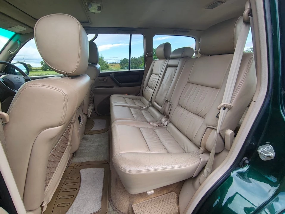 1999 Toyota J100 Land Cruiser - Image 29 of 30