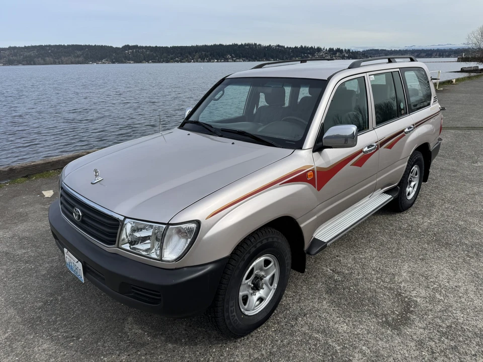 1999 Toyota J100 Land Cruiser - Image 7 of 31