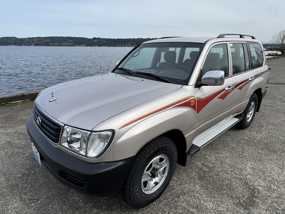 1999 Toyota J100 Land Cruiser - Image 10 of 31