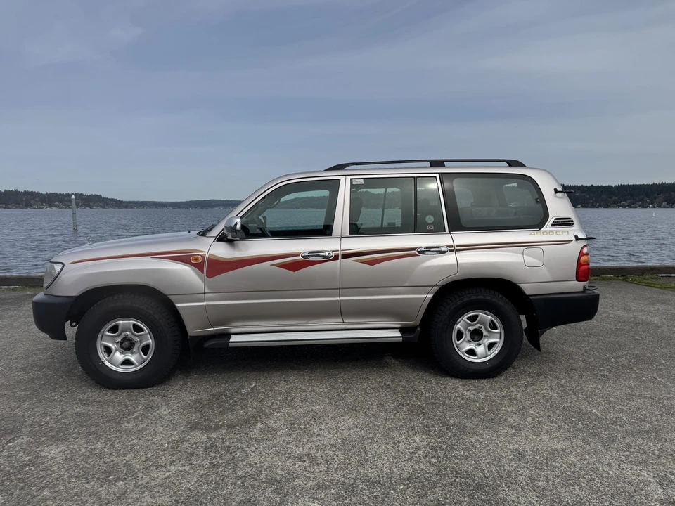 1999 Toyota J100 Land Cruiser - Image 14 of 31