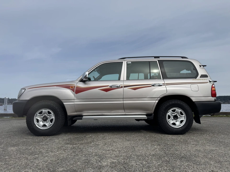 1999 Toyota J100 Land Cruiser - Image 13 of 31