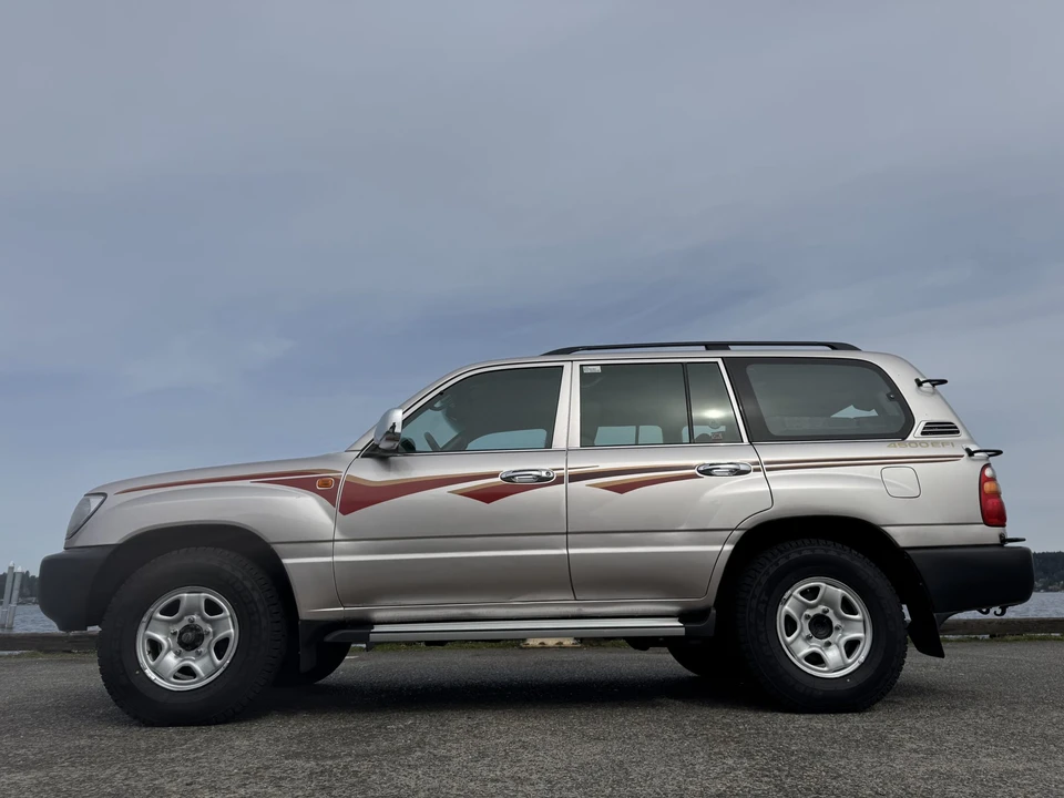 1999 Toyota J100 Land Cruiser - Image 18 of 31