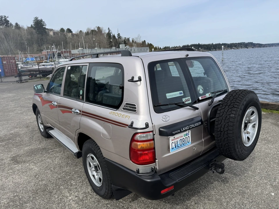 1999 Toyota J100 Land Cruiser - Image 28 of 31